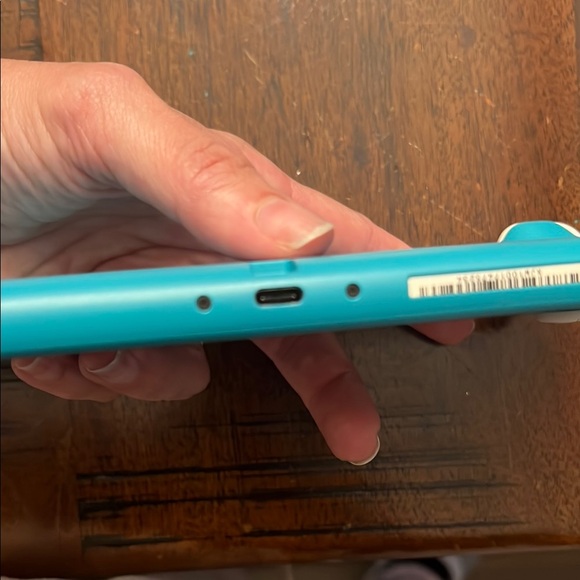 Nintendo Switch Lite Handheld Console Teal - Picture 4 of 16